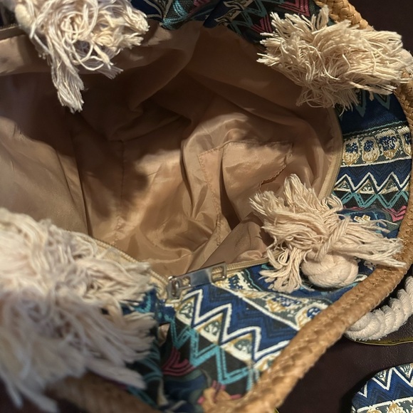 Boho tote & wristlet - Picture 2 of 12